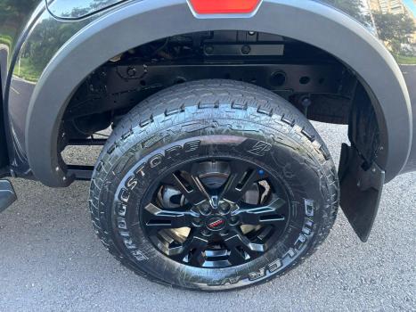 NISSAN Frontier 2.3 16V PRO4X CABINE DUPLA 4X4 BI-TURBO DIESEL AUTOMTICO, Foto 10