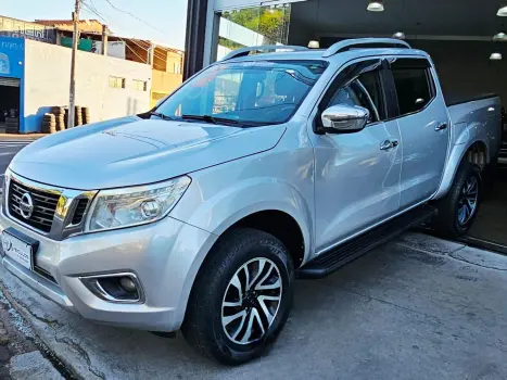 NISSAN Frontier 2.3 16V LE 4X4 CABINE DUPLA BI-TURBO DIESEL AUTOMÁTICO, Foto 2 NISSAN Frontier 2.3 16V LE 4X4 CABINE DUPLA BI-TURBO DIESEL AUTOMÁTICO, Foto 2