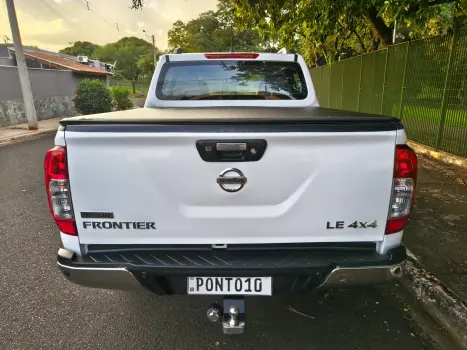 NISSAN Frontier 2.3 16V LE 4X4 CABINE DUPLA BI-TURBO DIESEL AUTOMTICO, Foto 3