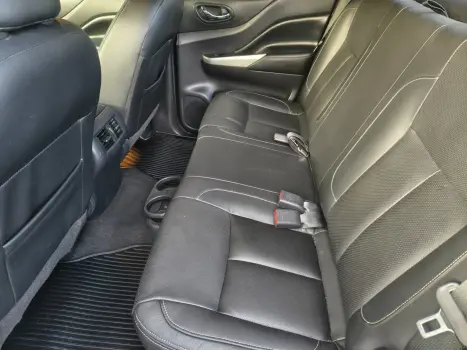 NISSAN Frontier 2.3 16V LE 4X4 CABINE DUPLA BI-TURBO DIESEL AUTOMTICO, Foto 8