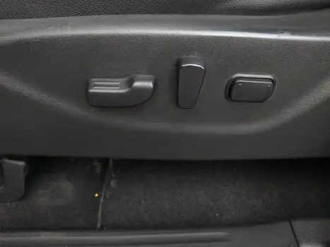 NISSAN Frontier 2.3 16V LE 4X4 CABINE DUPLA BI-TURBO DIESEL AUTOMTICO, Foto 12