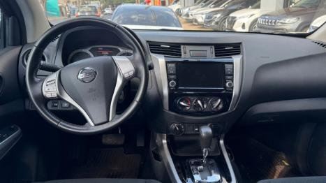 NISSAN Frontier 2.3 ATTACK CABINE DUPLA BI-TURBO DIESEL AUTOM�TICO, Foto 3
