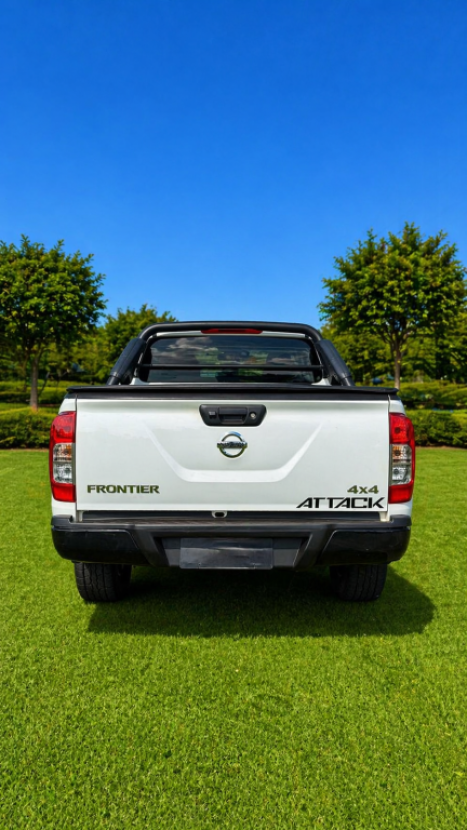 NISSAN Frontier 2.3 ATTACK CABINE DUPLA BI-TURBO DIESEL AUTOM�TICO, Foto 4