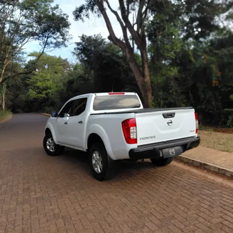 NISSAN Frontier 2.3 16V S 4X4 CABINE DUPLA BI-TURBO DIESEL, Foto 5