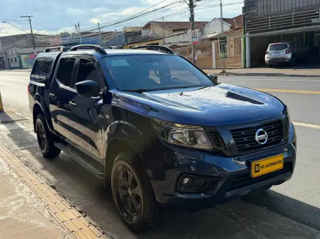 NISSAN Frontier 2.3 ATTACK CABINE DUPLA 4X4 BI-TURBO DIESEL AUTOM�TICO, Foto 2