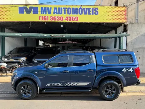 NISSAN Frontier 2.3 ATTACK CABINE DUPLA 4X4 BI-TURBO DIESEL AUTOM�TICO, Foto 3