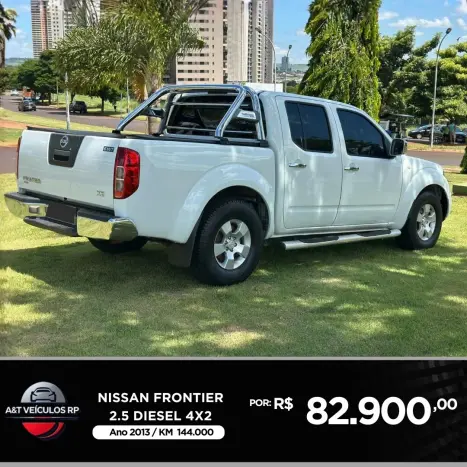 NISSAN Frontier 2.5 SEL TURBO DIESEL CABINE DUPLA, Foto 2