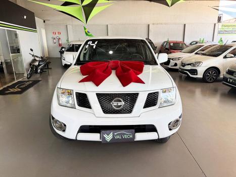 NISSAN Frontier 2.5 AX TURBO DIESEL CABINE DUPLA, Foto 2