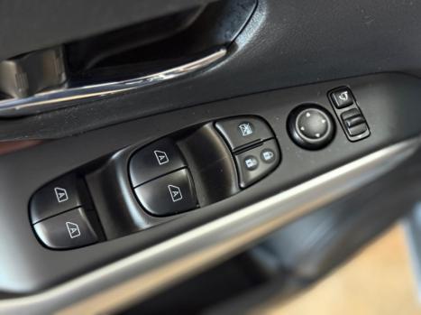 NISSAN Kicks 1.6 16V 4P FLEXSTART EXCLUSIVE XTRONIC AUTOMTICO CVT, Foto 17