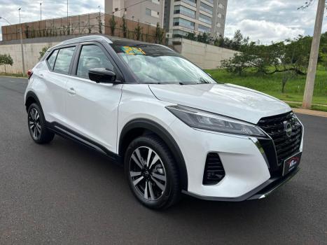 NISSAN Kicks 1.6 16V 4P FLEXSTART EXCLUSIVE XTRONIC AUTOM�TICO CVT, Foto 3