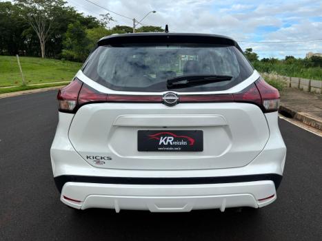 NISSAN Kicks 1.6 16V 4P FLEXSTART EXCLUSIVE XTRONIC AUTOM�TICO CVT, Foto 5
