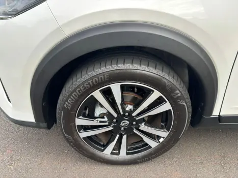 NISSAN Kicks 1.6 16V 4P FLEXSTART EXCLUSIVE XTRONIC AUTOM�TICO CVT, Foto 11