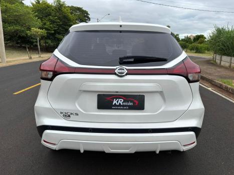 NISSAN Kicks 1.6 16V 4P FLEXSTART EXCLUSIVE XTRONIC AUTOM�TICO CVT, Foto 5