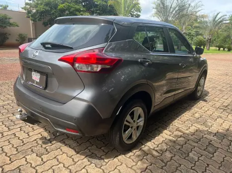 NISSAN Kicks 1.6 16V 4P FLEX ACTIVE X-TRONIC AUTOM�TICO CVT, Foto 9