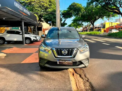 NISSAN Kicks 1.6 16V 4P FLEXSTART S DIRECT X-TRONIC AUTOM�TICO CVT, Foto 2