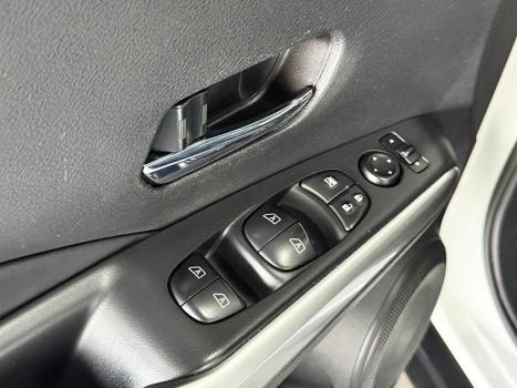 NISSAN Kicks 1.6 16V 4P FLEXSTART ADVANCE XTRONIC AUTOM�TICO CVT, Foto 9