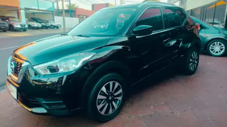 NISSAN Kicks 1.6 16V 4P FLEXSTART S DIRECT X-TRONIC AUTOM�TICO CVT, Foto 2