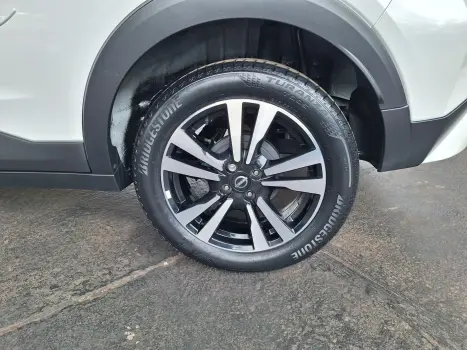 NISSAN Kicks Play 1.6 16V FELXSTART ADVANCE PLUS XTRONIC AUTOMÁTICO, Foto 18