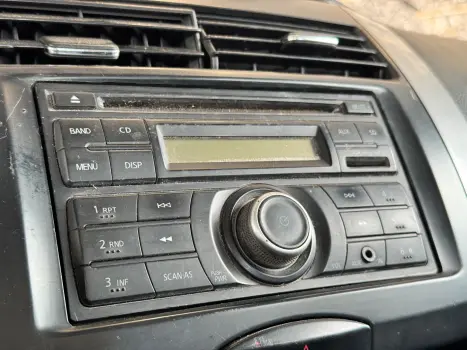 NISSAN Livina 1.8 16V 4P SL X-GEAR FLEX AUTOM�TICO, Foto 14