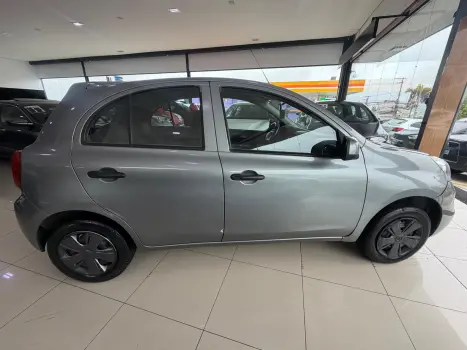 NISSAN March 1.0 12V 4P S FLEX, Foto 6