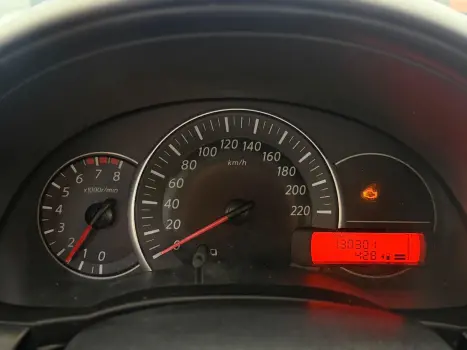 NISSAN March 1.0 12V 4P S FLEX, Foto 16