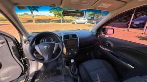 NISSAN March 1.0 12V 4P S FLEX, Foto 2