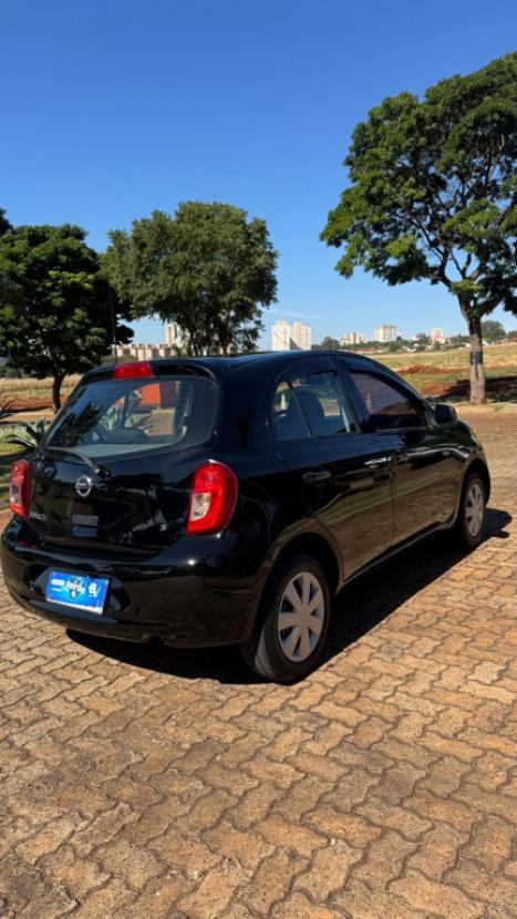 NISSAN March 1.0 12V 4P S FLEX, Foto 3