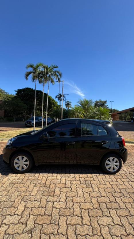 NISSAN March 1.0 12V 4P S FLEX, Foto 4
