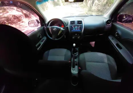 NISSAN March 1.0 16V 4P S FLEX, Foto 6