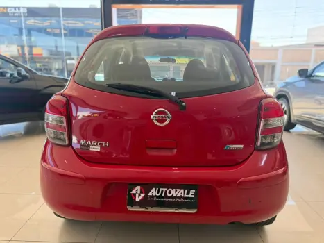 NISSAN March 1.6 16V 4P SV FLEX, Foto 4