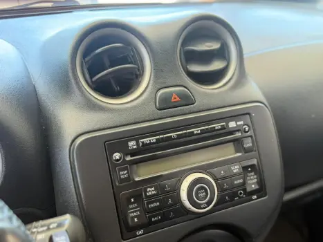 NISSAN March 1.6 16V 4P SV FLEX, Foto 16