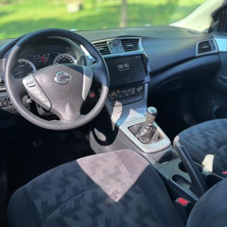 NISSAN Sentra 2.0 16V 4P S, Foto 10