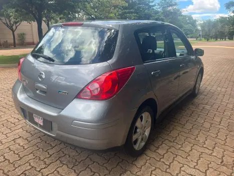 NISSAN Tiida Hatch 1.8 16V 4P S FLEX, Foto 6