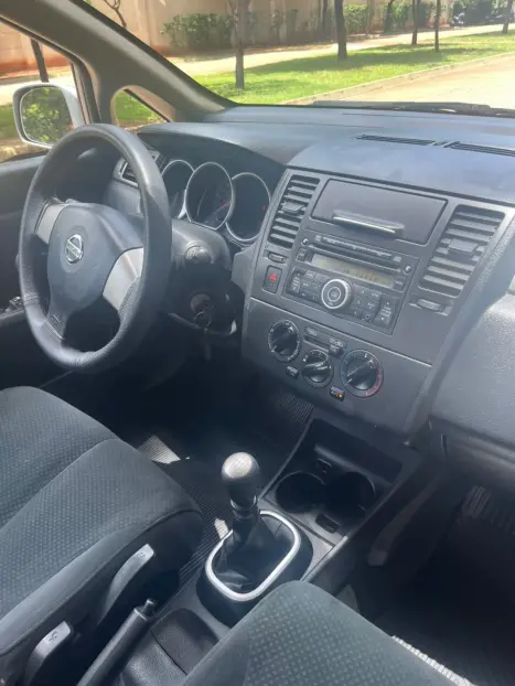 NISSAN Tiida Hatch 1.8 16V 4P S FLEX, Foto 11