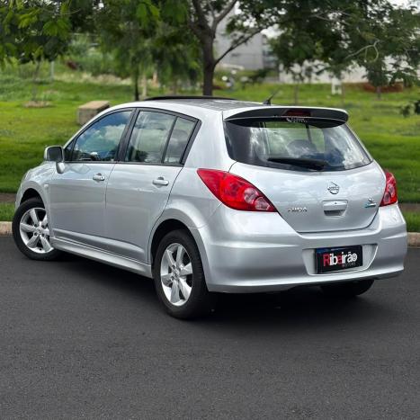 NISSAN Tiida Hatch 1.8 16V SL 4P, Foto 6