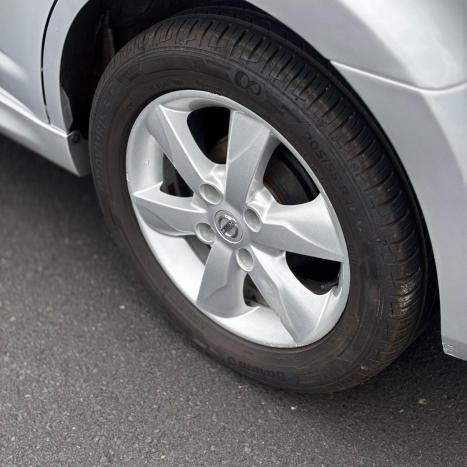 NISSAN Tiida Hatch 1.8 16V SL 4P, Foto 7