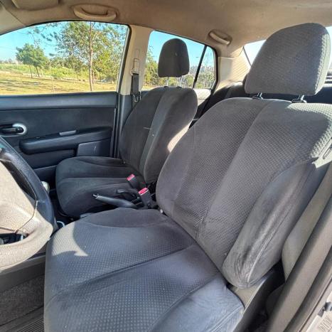 NISSAN Tiida Sedan 1.8 16V 4P FLEX, Foto 9