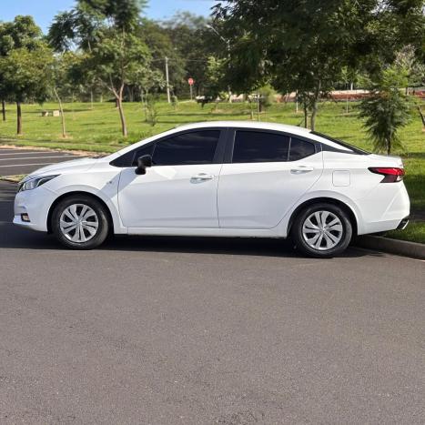 NISSAN Versa Sedan 1.6 16V 4P FLEX SENSE, Foto 5