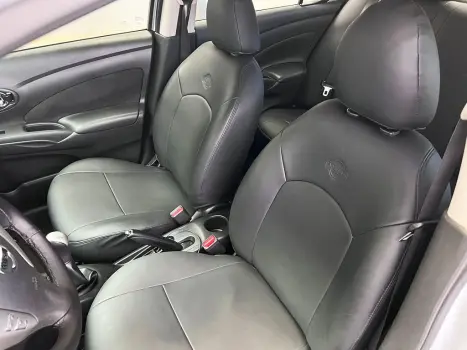 NISSAN Versa Sedan 1.6 16V 4P FLEX SV, Foto 3