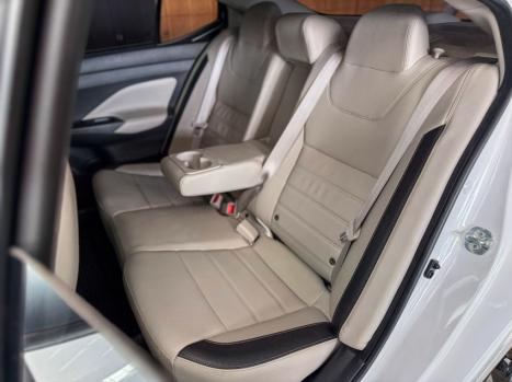 NISSAN Versa Sedan 1.6 16V 4P FLEX EXCLUSIVE XTRONIC AUTOM�TICO CVT, Foto 17