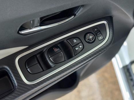 NISSAN Versa Sedan 1.6 16V 4P FLEX EXCLUSIVE XTRONIC AUTOM�TICO CVT, Foto 19