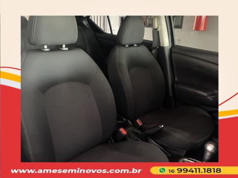 NISSAN Versa Sedan 1.6 16V 4P SV FLEX XTRONIC AUTOM�TICO CVT, Foto 7