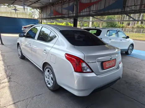 NISSAN Versa Sedan 1.0 12V 4P FLEX V-DRIVE, Foto 4