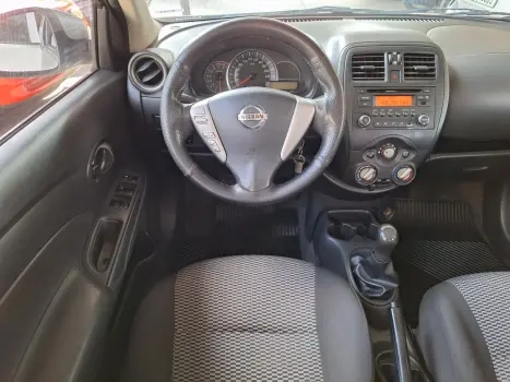 NISSAN Versa Sedan 1.0 12V 4P FLEX V-DRIVE, Foto 13