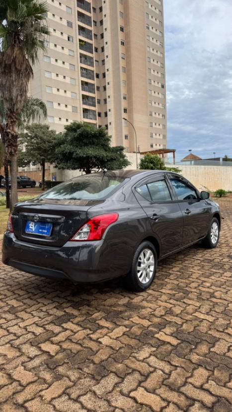 NISSAN Versa Sedan 1.0 4P FLEX S, Foto 4