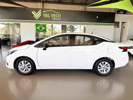 NISSAN Versa Sedan 1.6 16V 4P FLEX SENSE, Foto 14