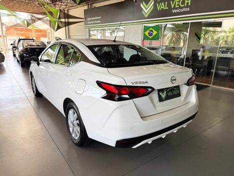 NISSAN Versa Sedan 1.6 16V 4P FLEX SENSE, Foto 15