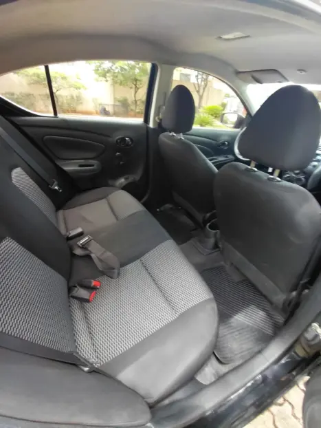 NISSAN Versa Sedan 1.0 4P FLEX S, Foto 12
