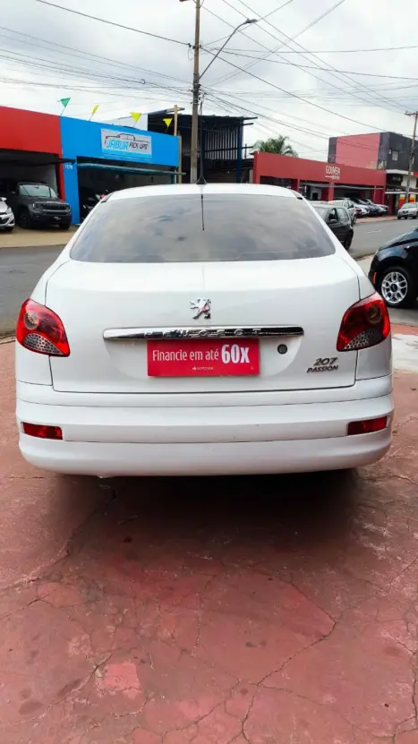 PEUGEOT 207 Sedan 1.4 4P PASSION XR FLEX, Foto 8