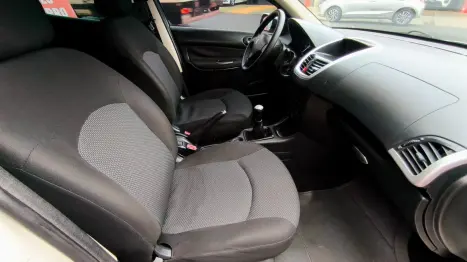 PEUGEOT 207 Sedan 1.4 4P PASSION XR FLEX, Foto 12